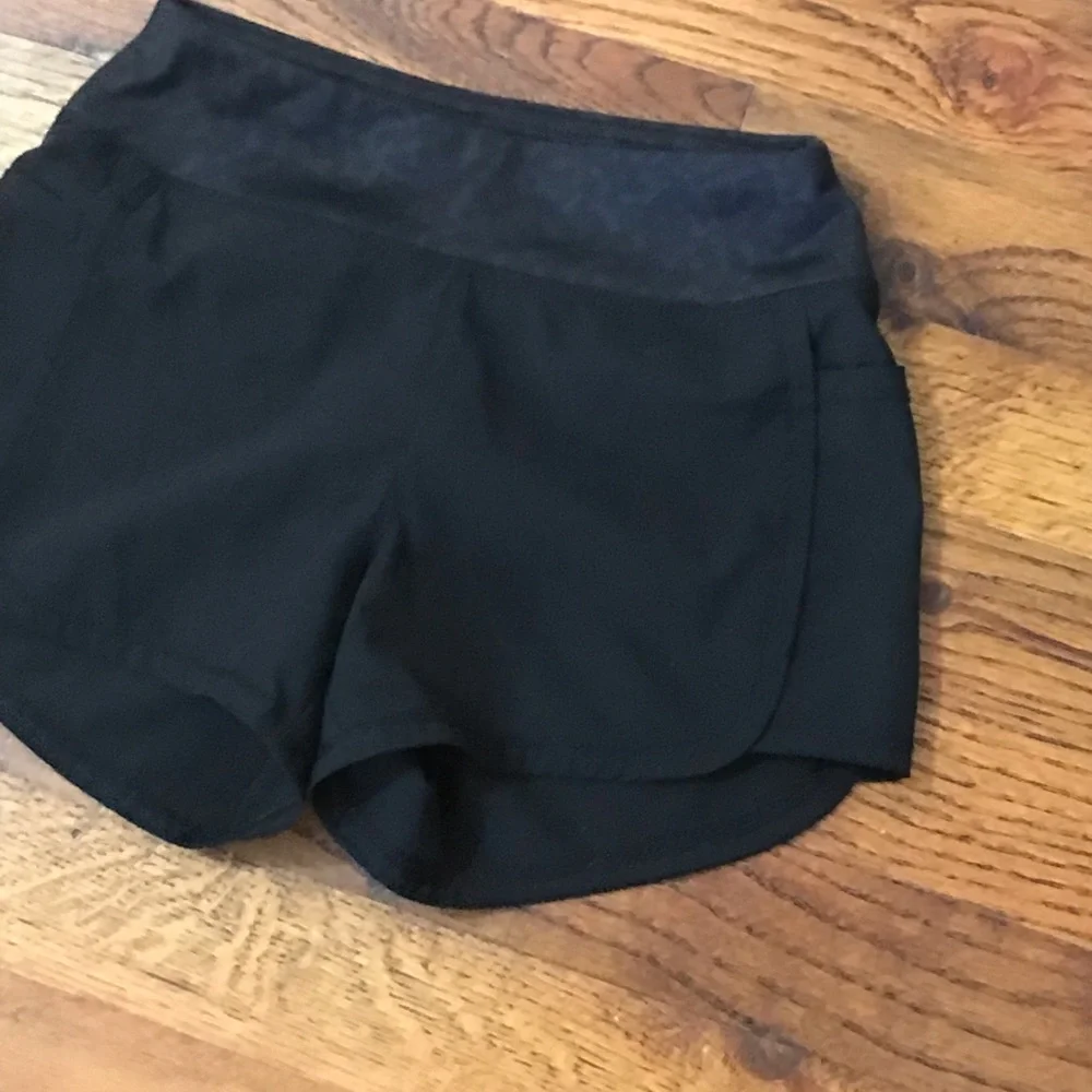 Girls Old Navy Active Wear Activewear Dri-Fit Black Shorts 4 / 5 XS Side Pockets